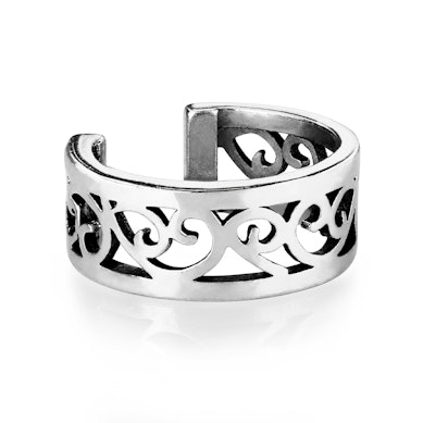 Earcuff z dziurkowanym filigranowym sercem