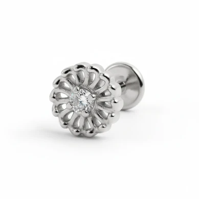 Delikatny labret z tytanu z kwiatem