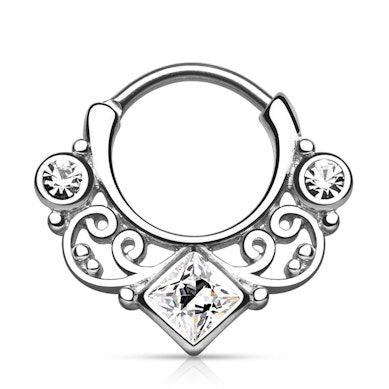 Septum z zawijasami i kwadratowymi kamieniami