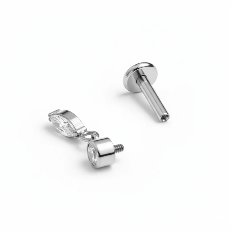 Labret z tytanu z zawieszką markizą
