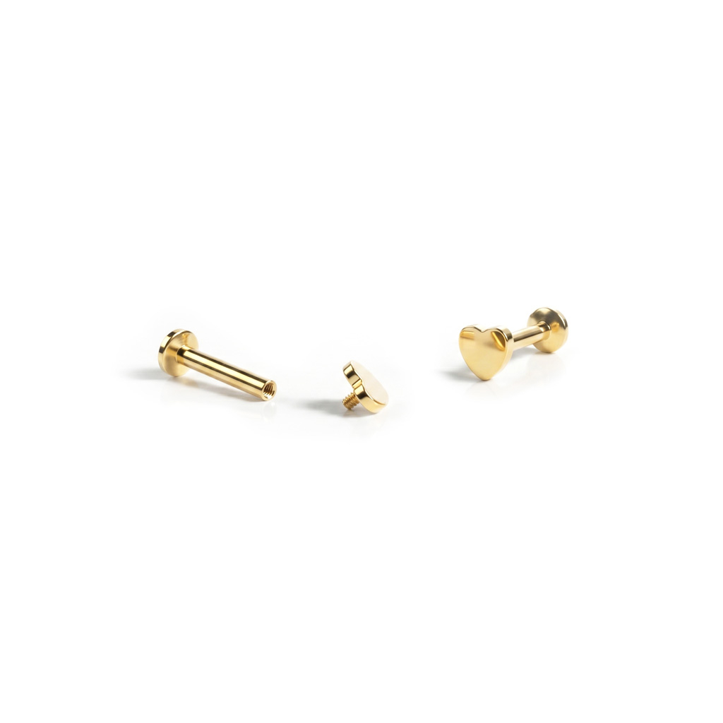 Labret z wzorem serca