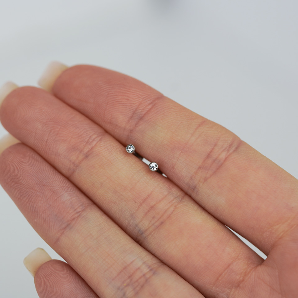 Labret z małym kamieniem i wewnętrznym gwintem