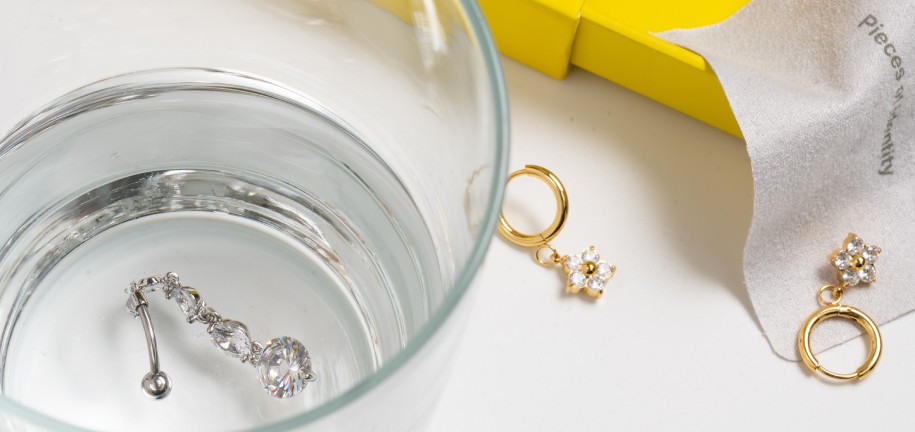 Jak Dezynfekować Biżuterię Do Piercingu?